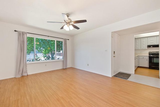 5530 Seyferth Way, Sacramento, CA 95823