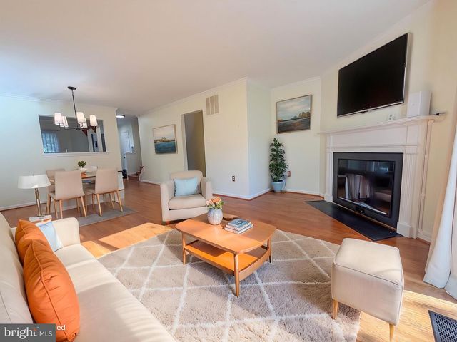 12821 MILL BROOK CT, Woodbridge, VA 22192