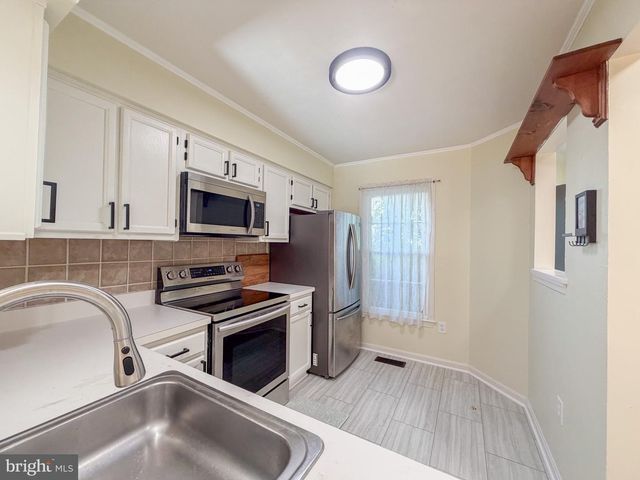 12821 MILL BROOK CT, Woodbridge, VA 22192