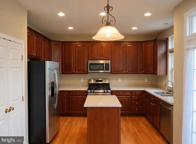 8517 BARROW FURNACE LN, Lorton, VA 22079