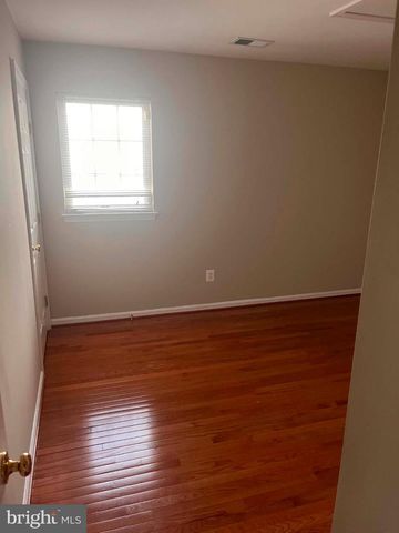 8517 BARROW FURNACE LN, Lorton, VA 22079