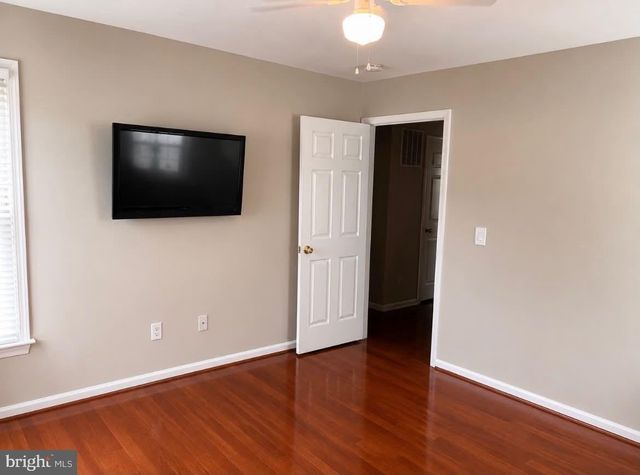 8517 BARROW FURNACE LN, Lorton, VA 22079