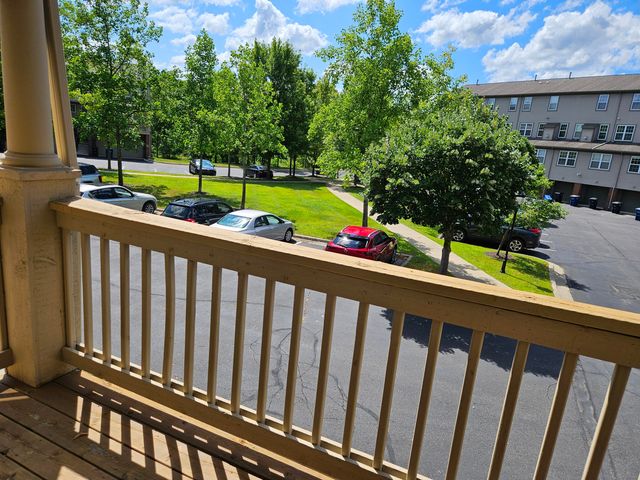 3041 Barclay Way, Ann Arbor, MI 48105