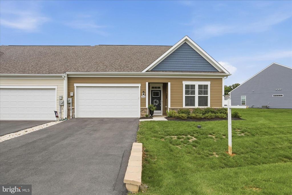 19536 COSMOS ST, Hagerstown, MD 21742