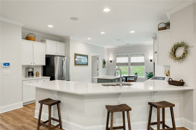 2609 Dog Leg Lane, Seneca, SC 29678