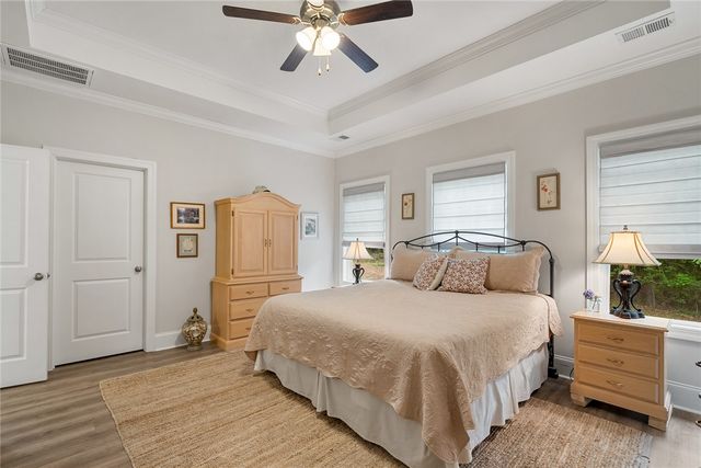 2609 Dog Leg Lane, Seneca, SC 29678