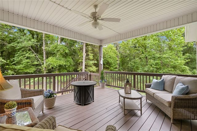 2609 Dog Leg Lane, Seneca, SC 29678