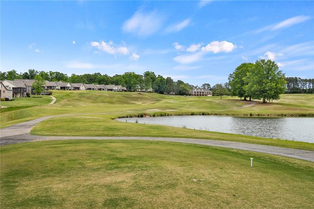 2609 Dog Leg Lane, Seneca, SC 29678