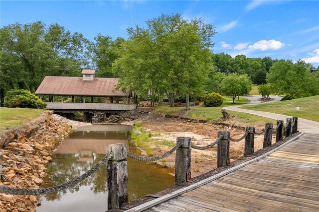 2609 Dog Leg Lane, Seneca, SC 29678