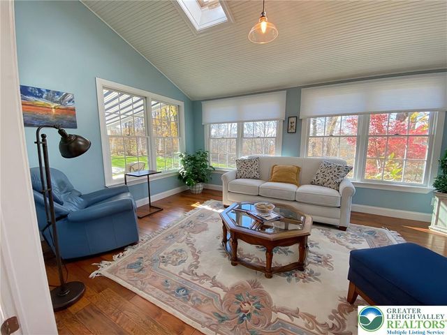 2980 Sheffield Drive, Emmaus Boro, PA 18049