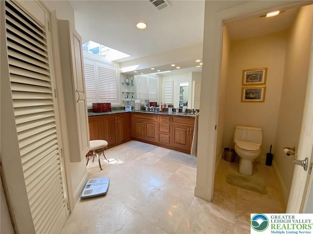 2980 Sheffield Drive, Emmaus Boro, PA 18049