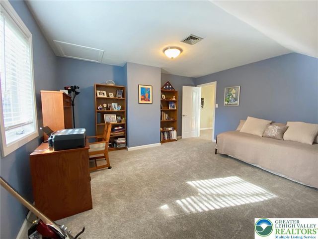 2980 Sheffield Drive, Emmaus Boro, PA 18049