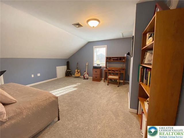 2980 Sheffield Drive, Emmaus Boro, PA 18049