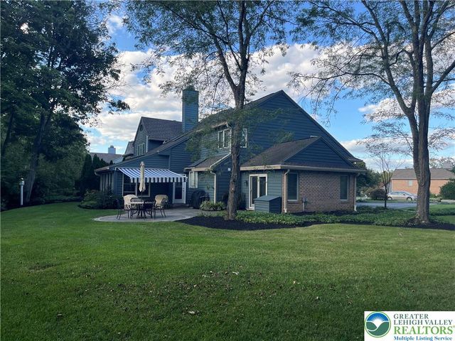 2980 Sheffield Drive, Emmaus Boro, PA 18049