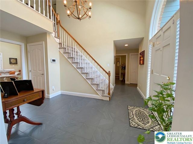 2980 Sheffield Drive, Emmaus Boro, PA 18049