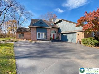 2980 Sheffield Drive, Emmaus Boro, PA 18049