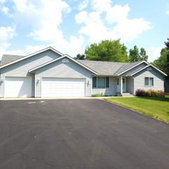 225 85th Street NW, Rice, MN 56367