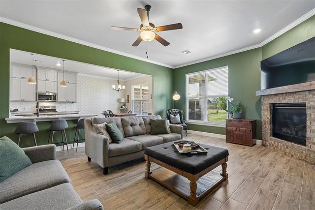 6140 Amberly Drive, Edmond, OK 73025