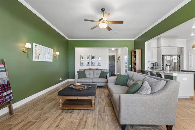 6140 Amberly Drive, Edmond, OK 73025