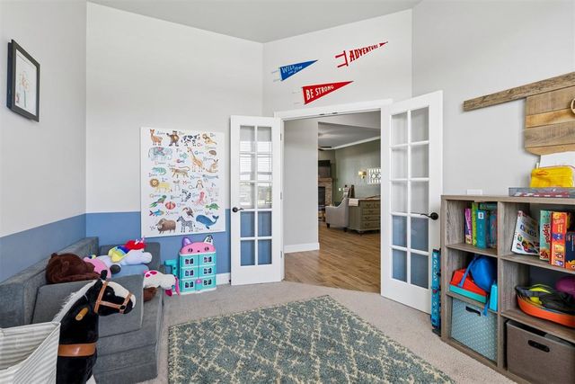 6140 Amberly Drive, Edmond, OK 73025