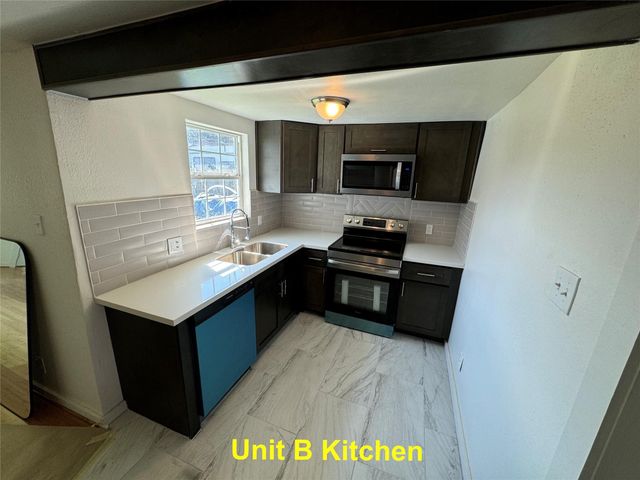 8214 Livingston Street A, Houston, TX 77051