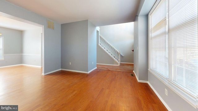 4 RAINBOW DR, Mays Landing, NJ 08330