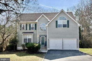 4 RAINBOW DR, Mays Landing, NJ 08330