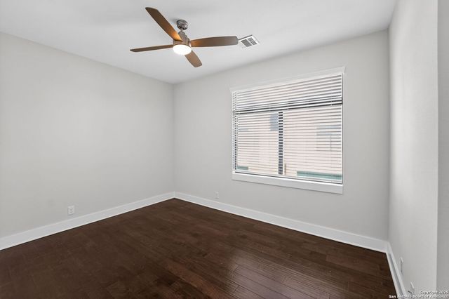 1606 N Hackberry St Unit 204, San Antonio, TX 78208