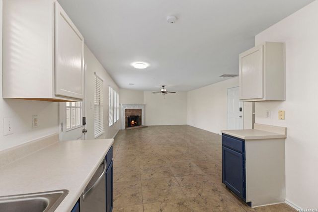 4039 Angel Trumpet, San Antonio, TX 78259