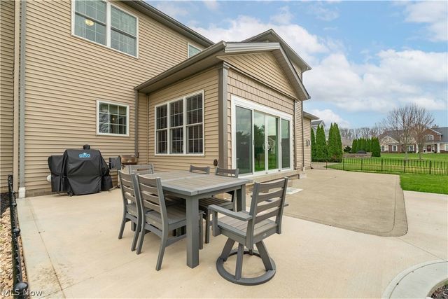 6607 Woodbridge Circle NW, Massillon, OH 44646