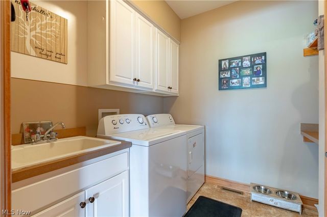 6607 Woodbridge Circle NW, Massillon, OH 44646