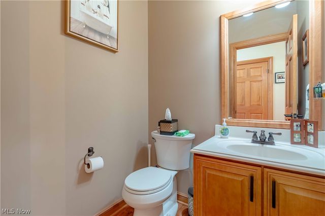 6607 Woodbridge Circle NW, Massillon, OH 44646