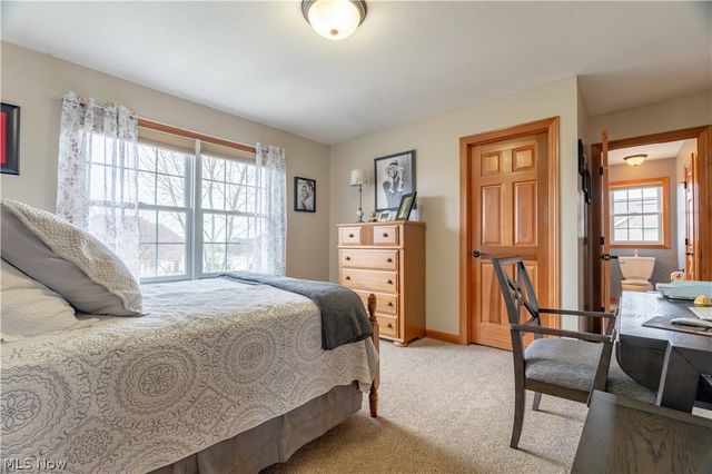 6607 Woodbridge Circle NW, Massillon, OH 44646