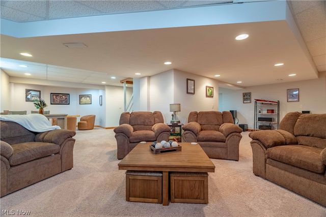 6607 Woodbridge Circle NW, Massillon, OH 44646