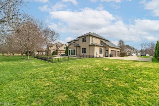 6607 Woodbridge Circle NW, Massillon, OH 44646