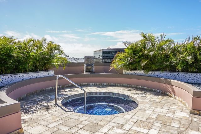 425 South Street 601, Honolulu, HI 96813