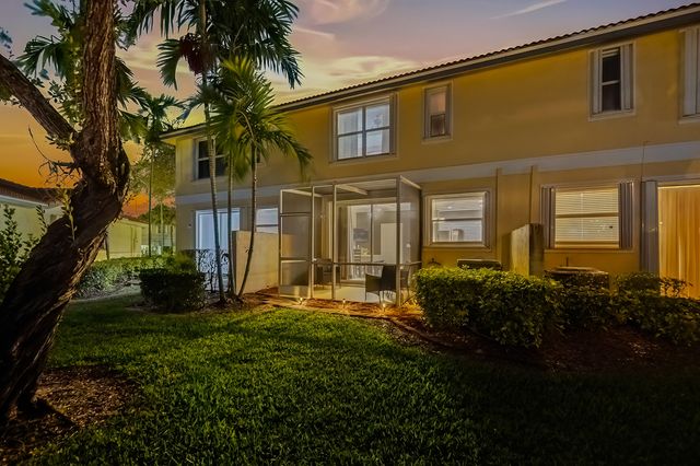 11722 NW 47th Drive, Coral Springs, FL 33076