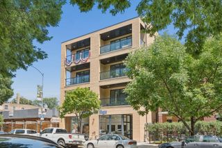 4939 N Damen Avenue 304, Chicago, IL 60625