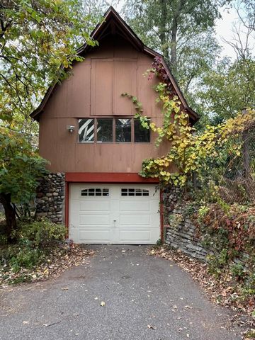 5338 Highland Rd, Minnetonka, MN 55345