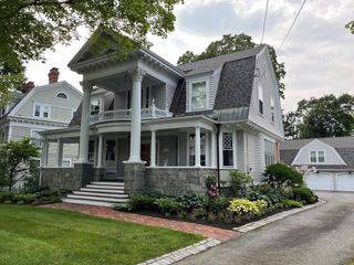9 Locke St, Andover, MA 01810