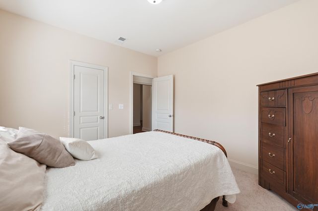 104 Somerset Park Drive, Huntsville, AL 35811