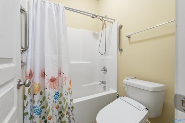 104 Somerset Park Drive, Huntsville, AL 35811