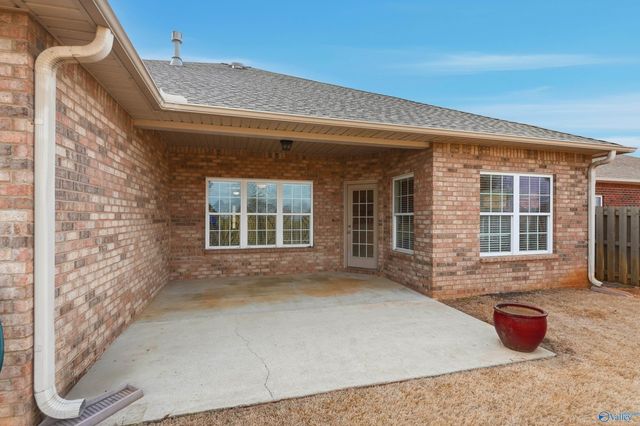 104 Somerset Park Drive, Huntsville, AL 35811