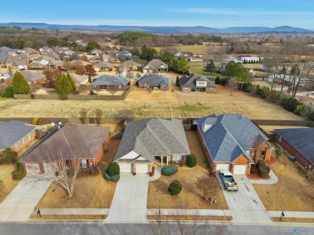 104 Somerset Park Drive, Huntsville, AL 35811