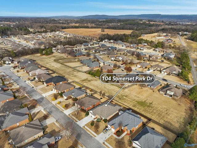 104 Somerset Park Drive, Huntsville, AL 35811