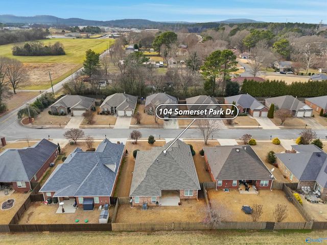 104 Somerset Park Drive, Huntsville, AL 35811