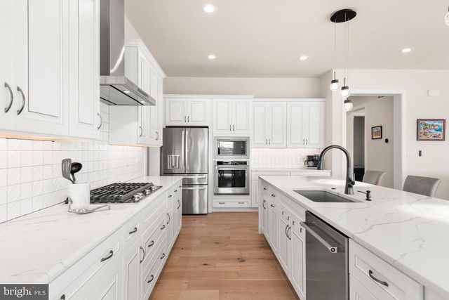 430 MUSTANG RD, Downingtown, PA 19335