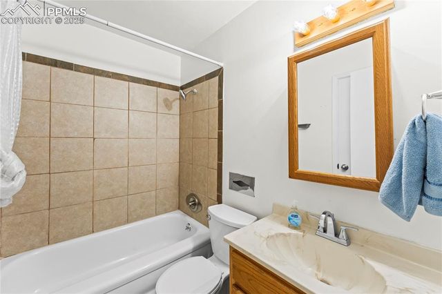 2920 Hayman Terrace, Colorado Springs, CO 80910