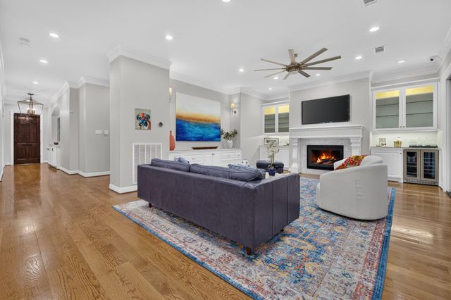 4420 Darsey Street, Bellaire, TX 77401