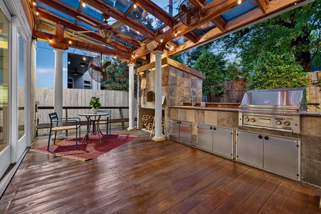 4420 Darsey Street, Bellaire, TX 77401